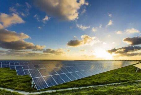 “新基建”釋放動(dòng)能，光伏發(fā)電新一輪擴(kuò)產(chǎn)潮起