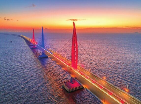 南方電網(wǎng)公司釋放改革能量 為“六穩(wěn)”“六?！痹鰟恿? width=