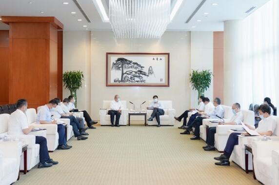 華能集團(tuán)有限公司總經(jīng)理、黨組副書記鄧建玲會(huì)見(jiàn)隆基股份總裁李振國(guó)