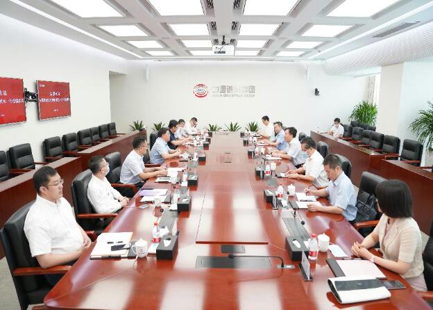 中國能建總經(jīng)理、黨委副書記孫洪水拜訪中國誠通董事長朱碧新