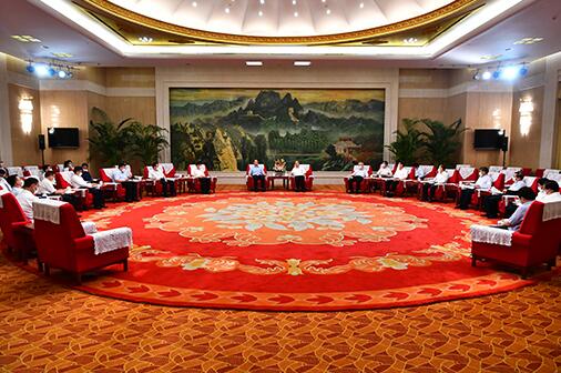 國(guó)家電網(wǎng)董事長(zhǎng)、黨組書(shū)記毛偉明拜會(huì)中央政治局委員、天津市委書(shū)記李鴻忠及市長(zhǎng)張國(guó)清