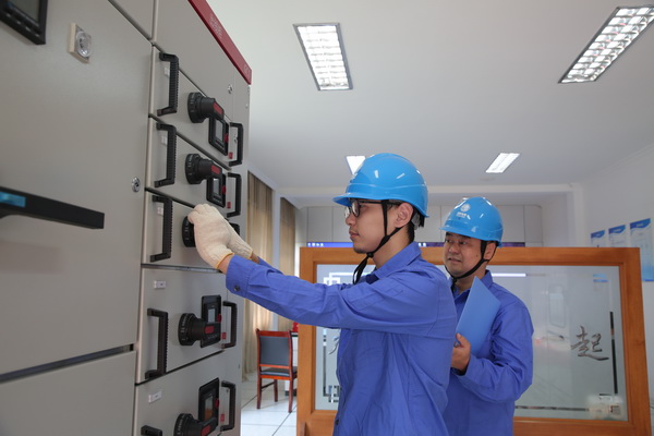 國網(wǎng)寧?？h供電公司：新型智能配電柜上線 助推用電側(cè)數(shù)字化轉(zhuǎn)型