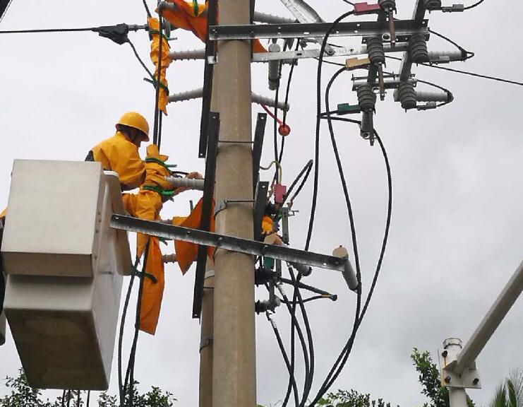 海南陵水供電局超常規(guī)舉措開展旁路不停電作業(yè)，提升居民電力獲得感