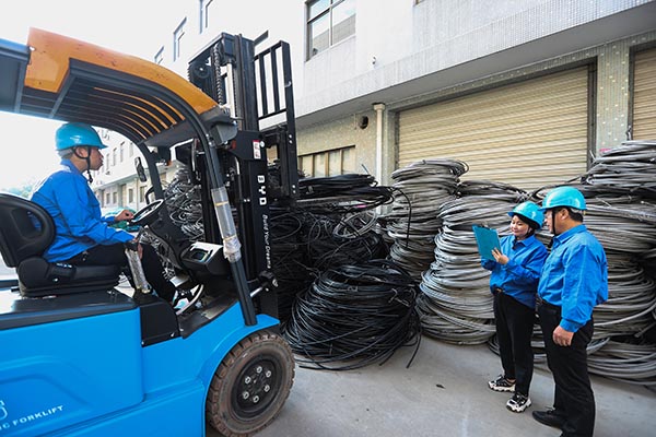 國網(wǎng)寧?？h供電公司：下基層強服務，提質增效駛入“快車”道