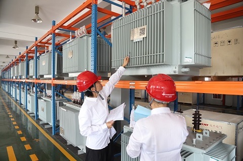 國網(wǎng)寧波市鄞州區(qū)供電公司：倉庫盤點(diǎn)，迎“冬峰”