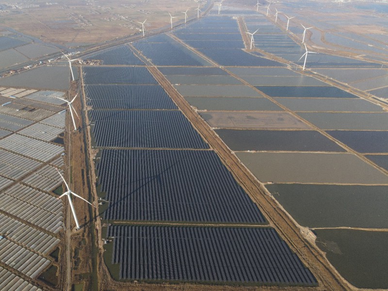 加速能源轉(zhuǎn)型|江蘇省單體規(guī)模最大的平價(jià)上網(wǎng)示范項(xiàng)目成功并網(wǎng)