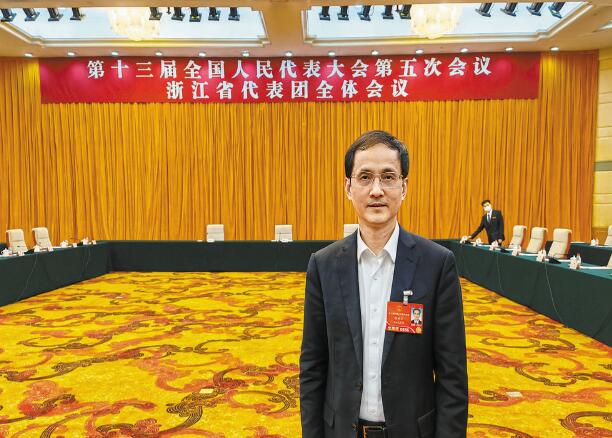 【兩會】電力為打造現(xiàn)代化濱海大都市注入動能——訪全國人大代表、浙江省寧波市經(jīng)濟和信息化局局長張世方