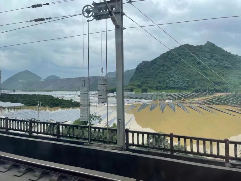 地面電站秒變漂浮電站，又一光伏電站被水淹！