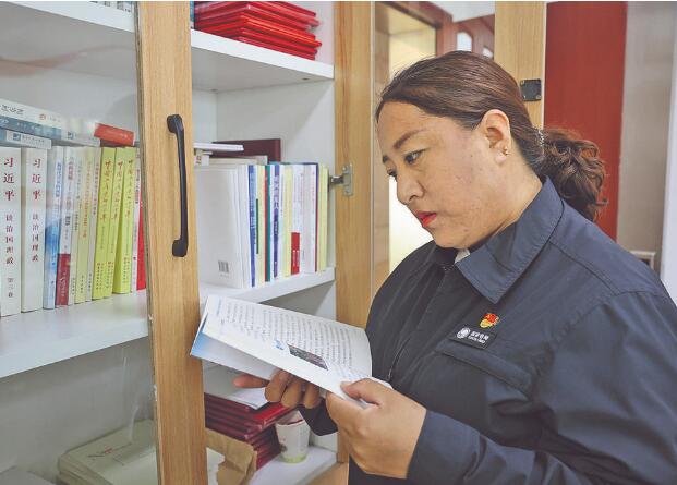 扎桑卓瑪:當(dāng)好邊境縣的“點(diǎn)燈人”