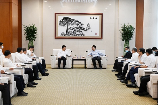 鄧建玲會見承德市委書記柴寶良、市長王亞軍