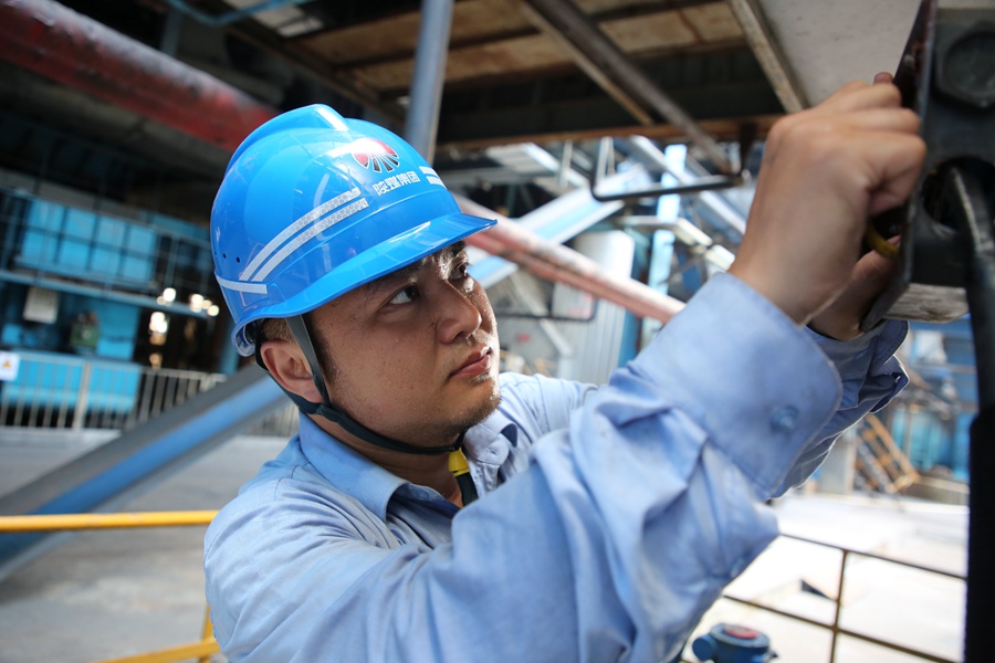 陜煤石電公司:“能量滿(mǎn)滿(mǎn)”迎戰(zhàn)保供“高溫時(shí)刻”