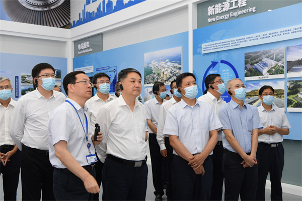 華電集團黨組書記、董事長溫樞剛與東方電氣黨組書記、董事長俞培根舉行會談