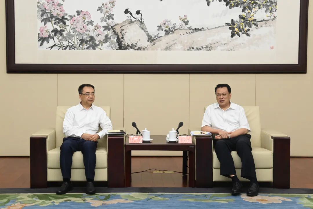 大唐集團(tuán)公司黨組書記、董事長(zhǎng)鄒磊拜會(huì)浙江省委書記、省人大常委會(huì)主任袁家軍