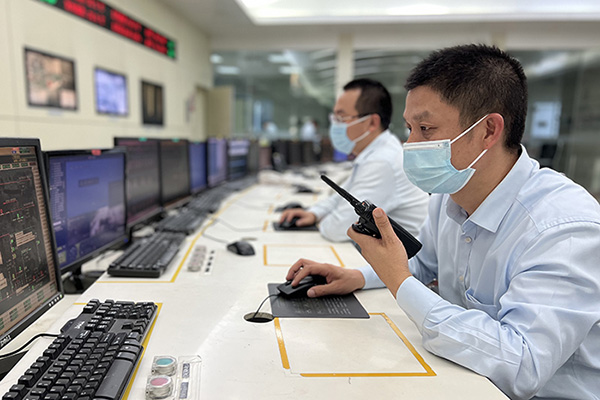 節(jié)日我在崗:月滿龍電 守護(hù)團(tuán)圓