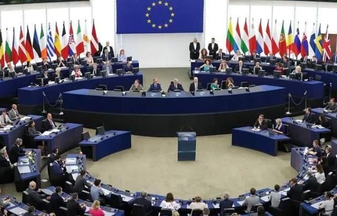 俄羅斯的不敢買，美國的買不起，光伏發(fā)電依賴中國，歐洲左右為難