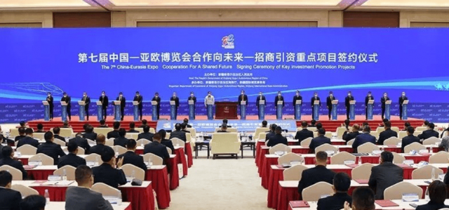 鋁業(yè)巨頭600億元進(jìn)軍光伏，建設(shè)30萬(wàn)噸多晶硅、20GW硅片、6GW電站等