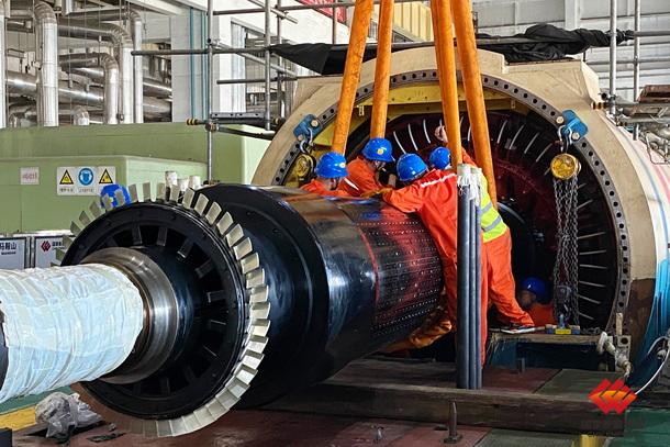 國家能源集團(tuán)安徽公司馬鞍山電廠發(fā)電機(jī)抽轉(zhuǎn)子一次成功