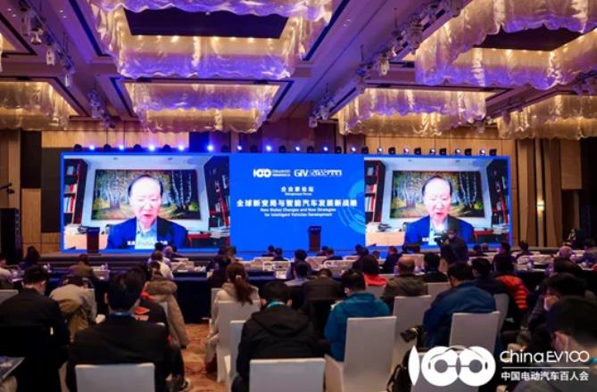 陳清泰：電動(dòng)化只是序幕，智能汽車需做好頂層布局