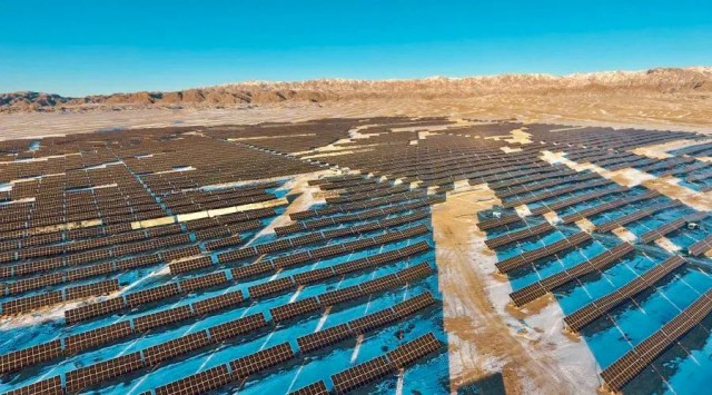 【索比月報(bào)】組件價(jià)格高位穩(wěn)，開(kāi)工環(huán)比基本維持，產(chǎn)業(yè)鏈或?qū)⒂瓉?lái)變革——11月光伏組件市場(chǎng)總結(jié)