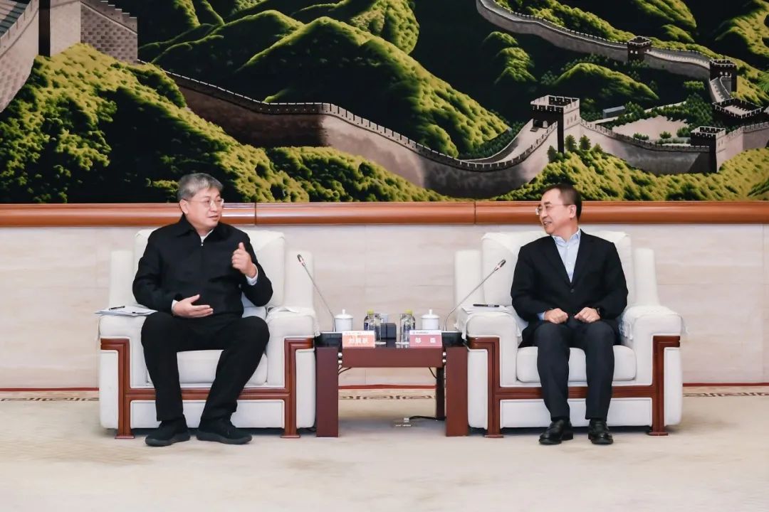 國家能源集團黨組書記、董事長劉國躍與中國大唐主要領導會談