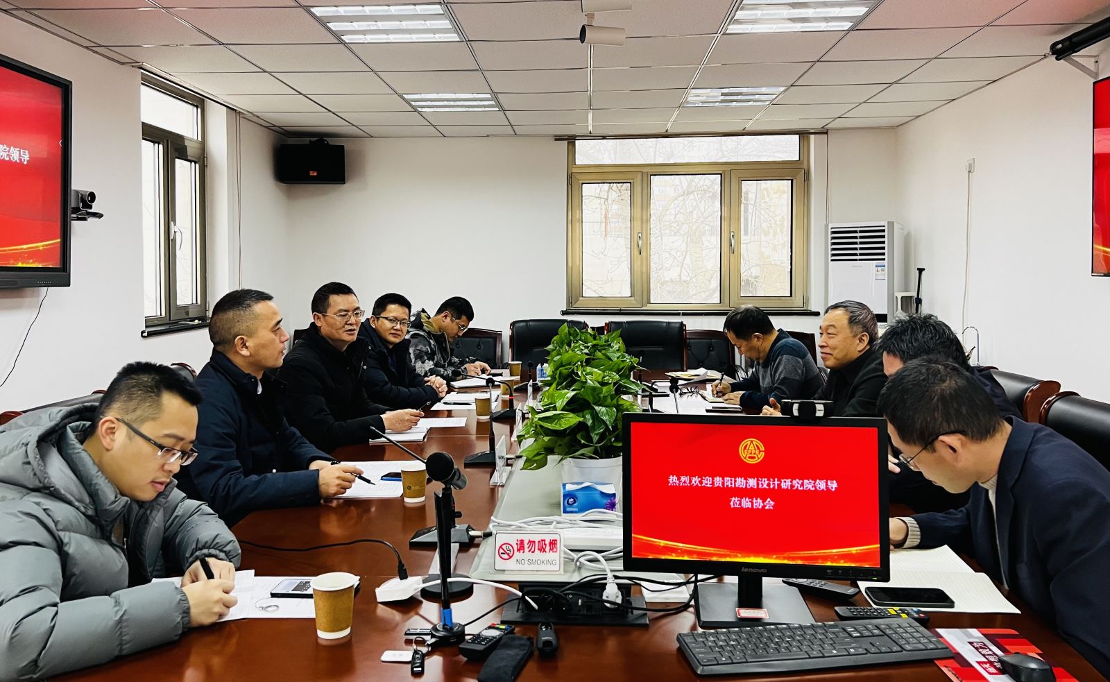 中國電力規(guī)劃設計協(xié)會李愛民與中國電建貴陽院、國網(wǎng)江蘇電力設計咨詢公司領導座談交流