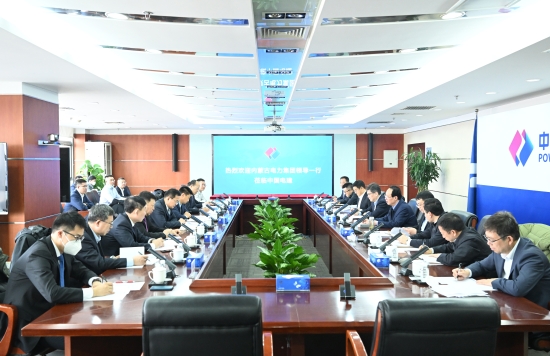 中國電建黨委書記、董事長丁丁焰章與內(nèi)蒙古電力集團黨委書記、董事長賈振國會談