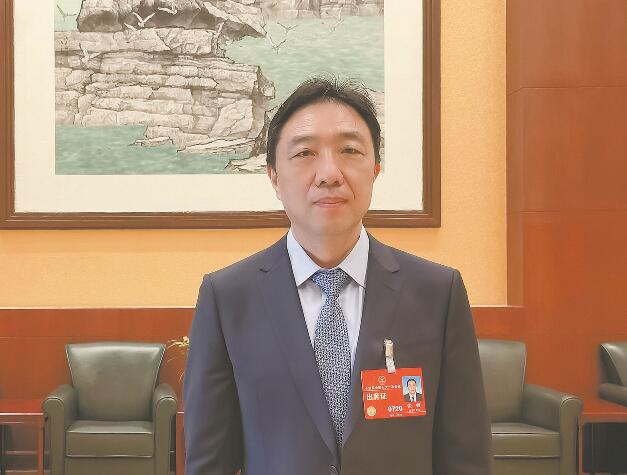 【兩會(huì)好聲音】全國人大代表張強(qiáng):優(yōu)化充電設(shè)施建設(shè) 支撐綠色交通發(fā)展