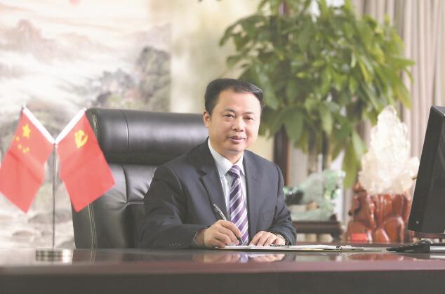 全國人大代表、天能控股集團有限公司董事長張?zhí)烊危喊l(fā)揮科技創(chuàng)新主力軍作用 推動儲能產(chǎn)業(yè)高質量發(fā)展