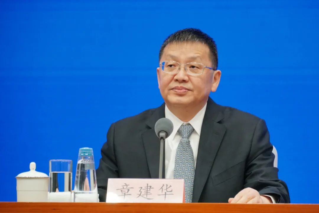 國家能源局長： 聚焦全國統(tǒng)一電力市場體系，做好市場建設和市場監(jiān)管工作