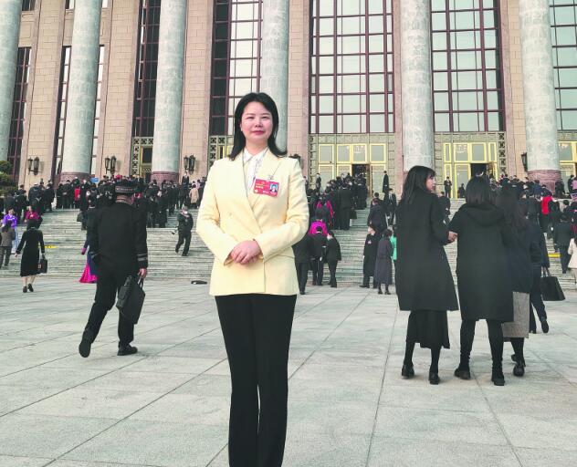 構建產業(yè)創(chuàng)新生態(tài)環(huán)境 促進新能源汽車產業(yè)發(fā)展——訪全國人大代表、中創(chuàng)新航科技集團股份有限公司董事長劉靜瑜