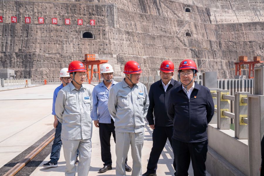 國(guó)資委黨建局局長(zhǎng)、央企團(tuán)工委書(shū)記姚煥調(diào)研白鶴灘水電站