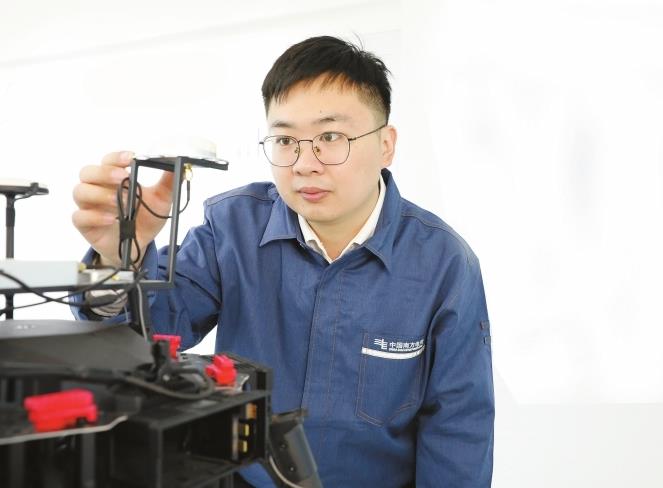 “創(chuàng)新先鋒”陳華昊:在實(shí)際問題中找“更優(yōu)解”