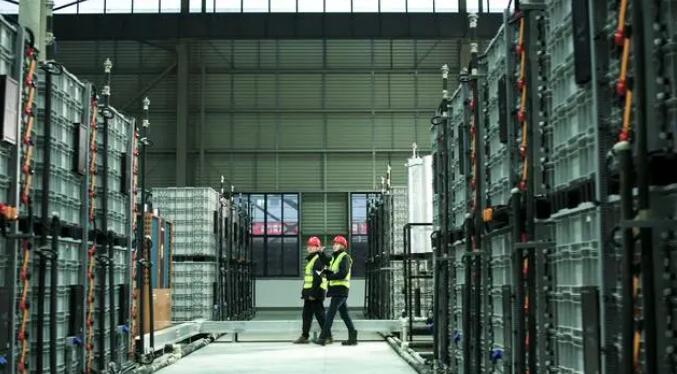 新型儲能規(guī)?；瘧?yīng)用初顯 諸多堵點(diǎn)待疏解