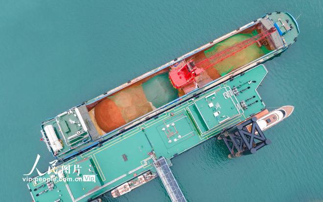 長江三峽地區(qū)首個船用新能源加注碼頭投入營運