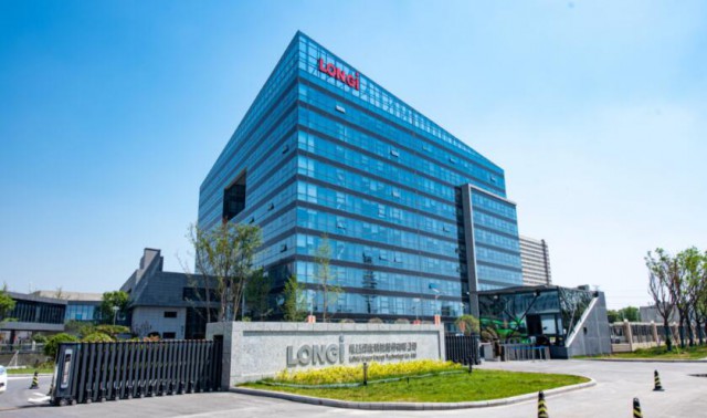 隆基綠能：組件出貨量三連冠，凈利潤148億！