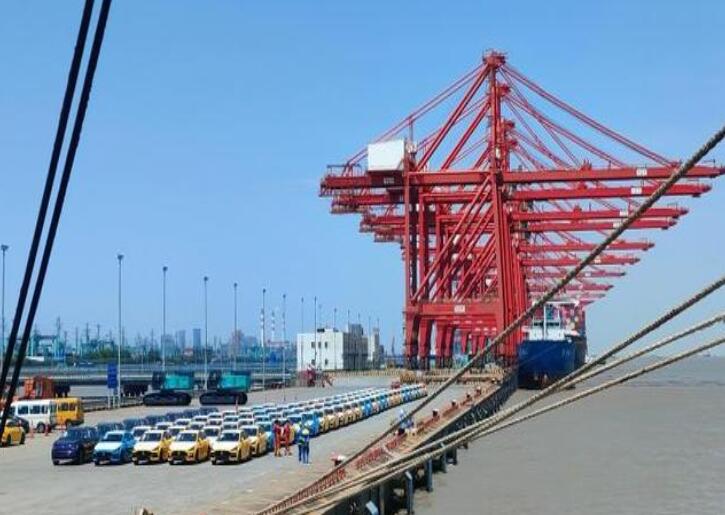 從上?？诎犊粗袊?guó)新能源汽車(chē)出海按下“加速鍵”