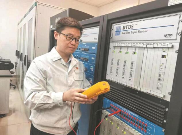 丁理杰:攻關變速抽水蓄能“卡脖子”技術