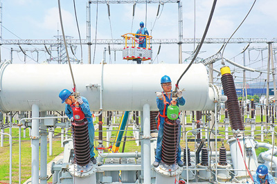 高溫來(lái)襲,電力迎戰(zhàn)“尖峰時(shí)刻”