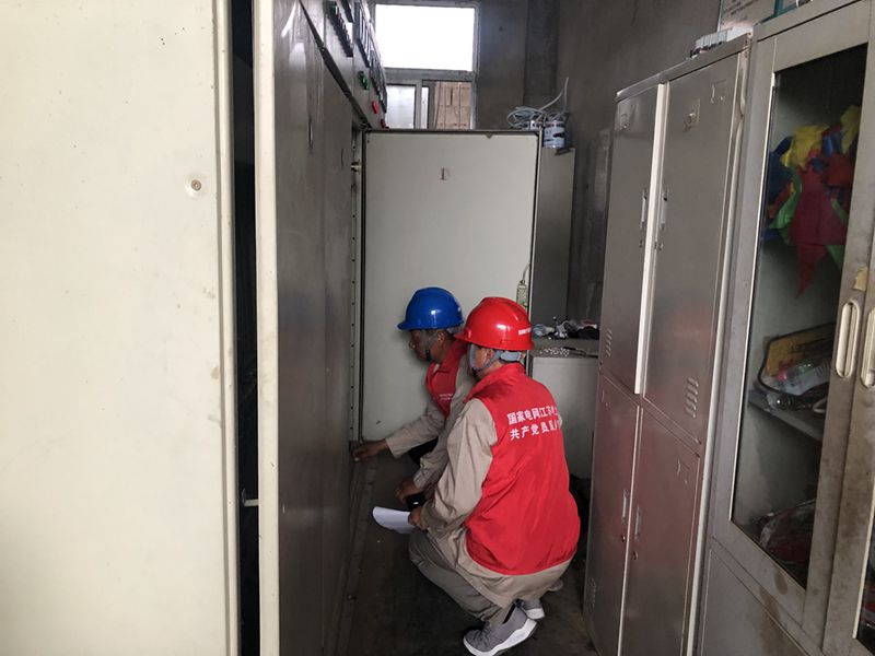 國(guó)網(wǎng)江蘇電力睢寧縣供電公司:黨員服務(wù)隊(duì)“義診”舒“心結(jié)”