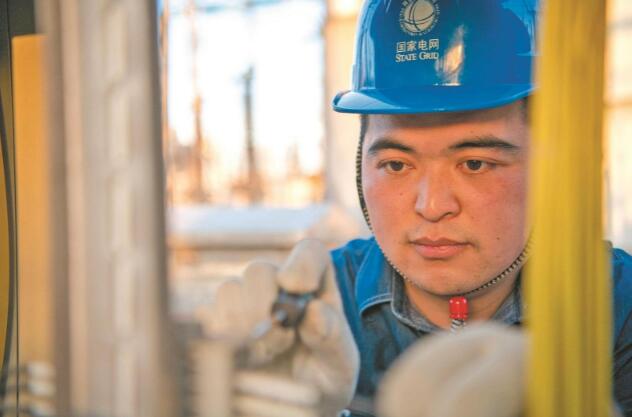 董國威: 勤學(xué)善思練就崗位多面手