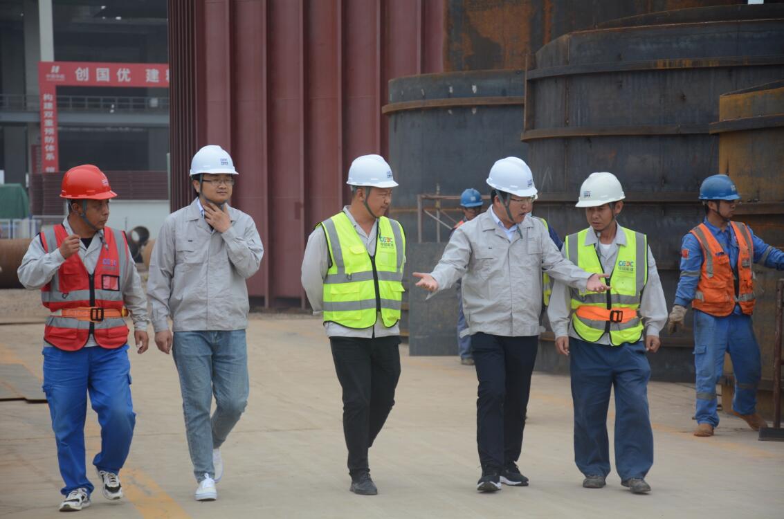 中國(guó)能建建筑集團(tuán)黨委副書(shū)記、總經(jīng)理羅耕能到正寧百萬(wàn)項(xiàng)目調(diào)研指導(dǎo)工作