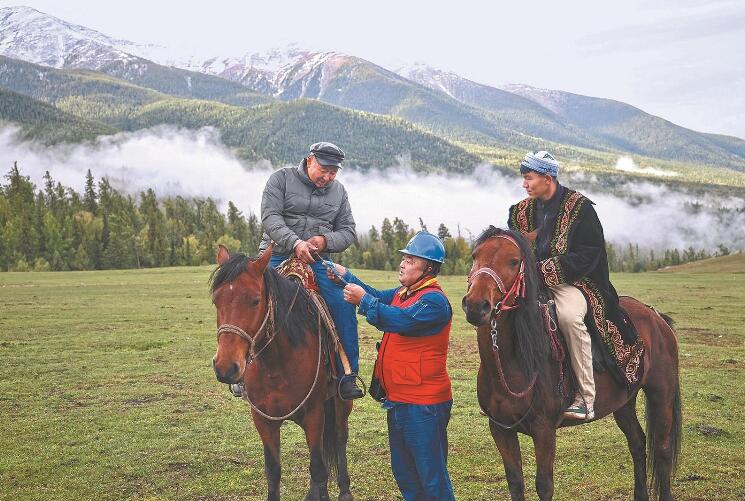 賽力別克·哈楞別克： 扎根西北第一村，一生做好一件事