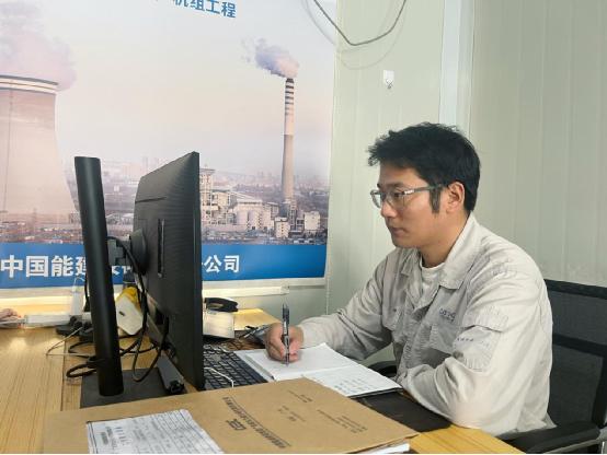 劉明明：深深扎根，在實(shí)踐沃土中書寫青春篇章