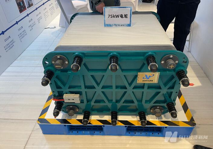 儲能“明星”釩電池迫切需要規(guī)?；瘧茫荷a(chǎn)仍需降成本，下游盼好的商業(yè)運營模式