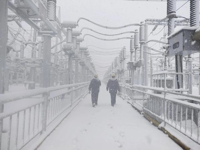 國(guó)網(wǎng)渭南供電公司:以雪為“令” 保供有“方”