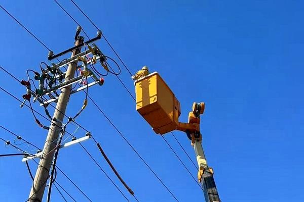 國網(wǎng)泰安供電公司“能帶不?！敝坞娋W(wǎng)安全防線