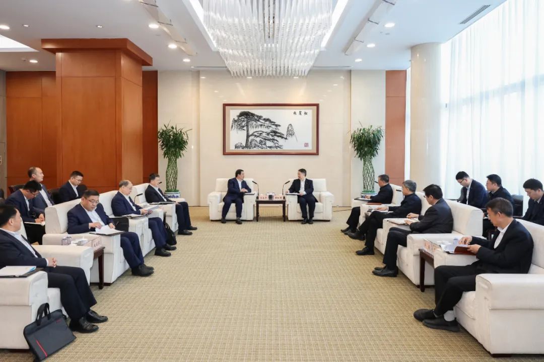 華能集團(tuán)董事長溫樞剛會見中國電氣裝備董事長白忠泉、總經(jīng)理周群