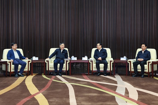 華能集團(tuán)董事長(zhǎng)溫樞剛、總經(jīng)理鄧建玲會(huì)見(jiàn)寧夏回族自治區(qū)黨委書記梁言順主席張雨浦