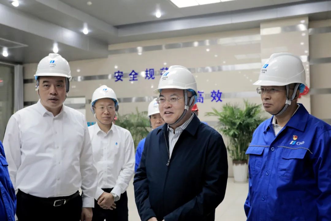 華電集團黨組副書記、總經(jīng)理葉向東到新疆公司調(diào)研