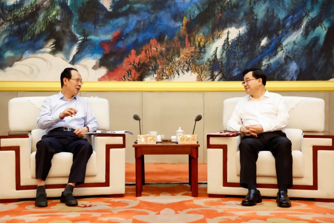 中國電建黨委書記、董事長丁焰章拜會甘肅省委書記胡昌升